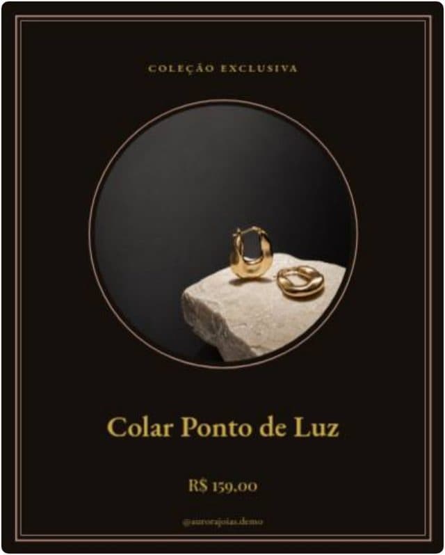 Arte de joalheria com colar em destaque
